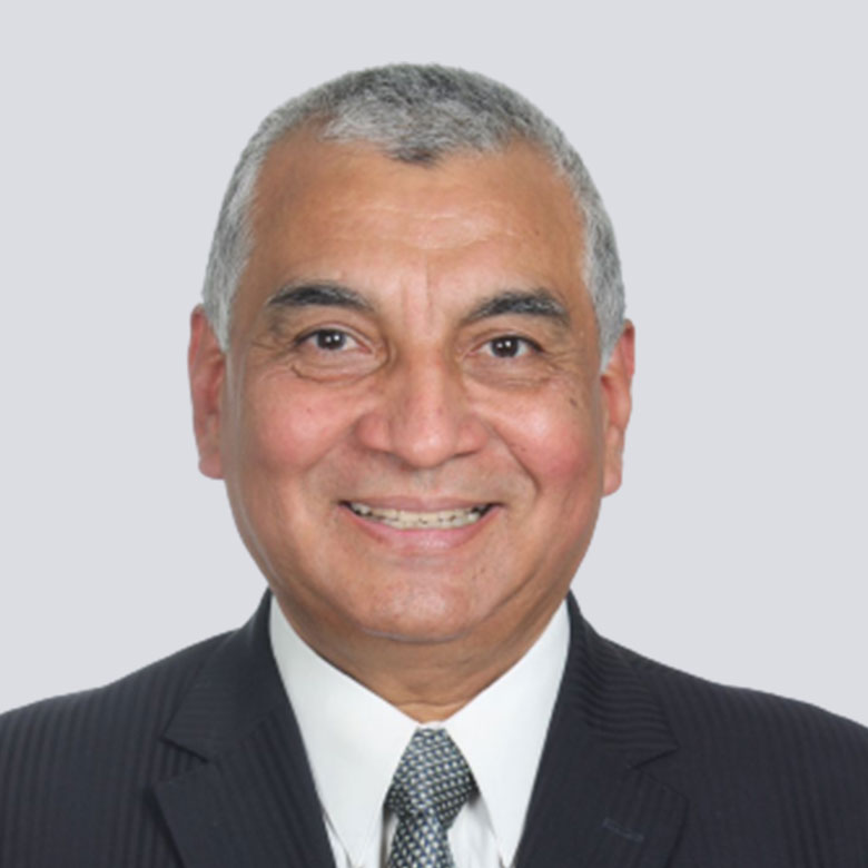Dr. Ricardo Blas Azotla
