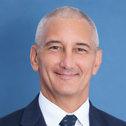 Dr. Denzil Eduardo Garteiz Martínez